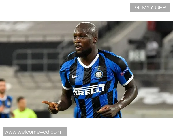 天空报道富勒姆2800万镑报价佩皮同时关注曼城鲍勃转会动态